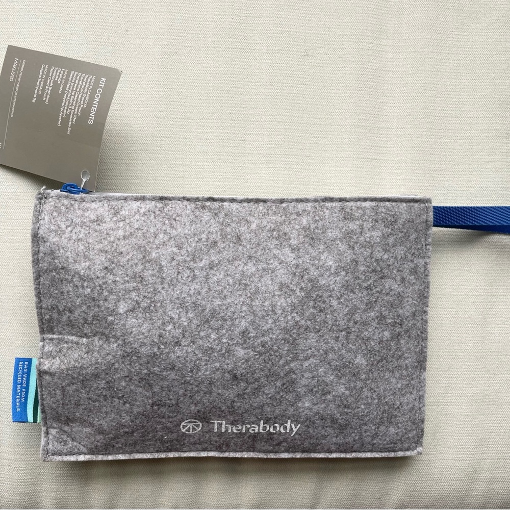 NEW UNOPENED THERABODY UNITED POLARIS BUSINESS CLASS AMENITY TOILETRY KIT